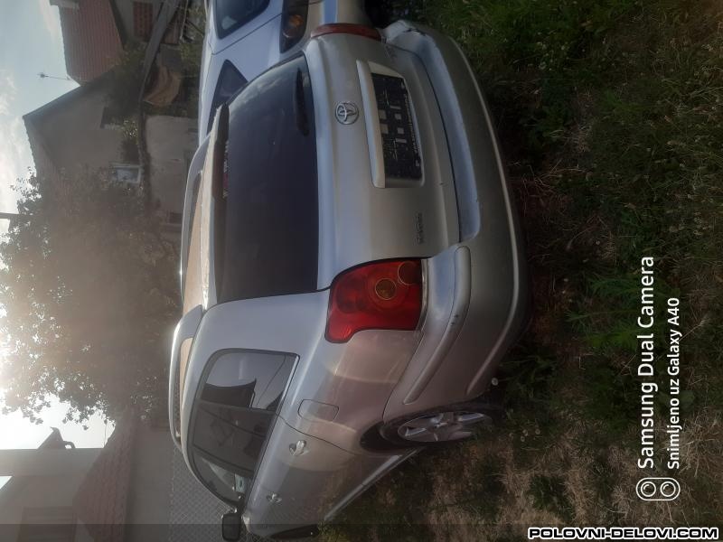 Toyota  Avensis  Kompletan Auto U Delovima