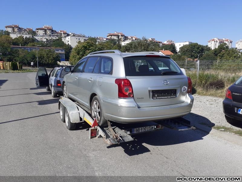Toyota  Avensis  Kompletan Auto U Delovima