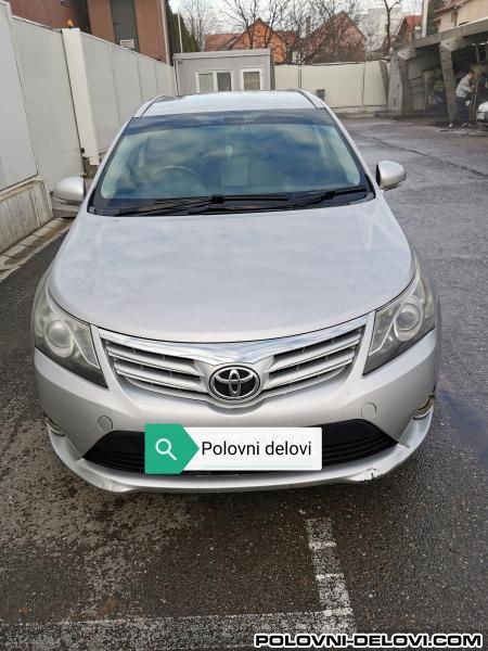Toyota  Avensis  Kompletan Auto U Delovima