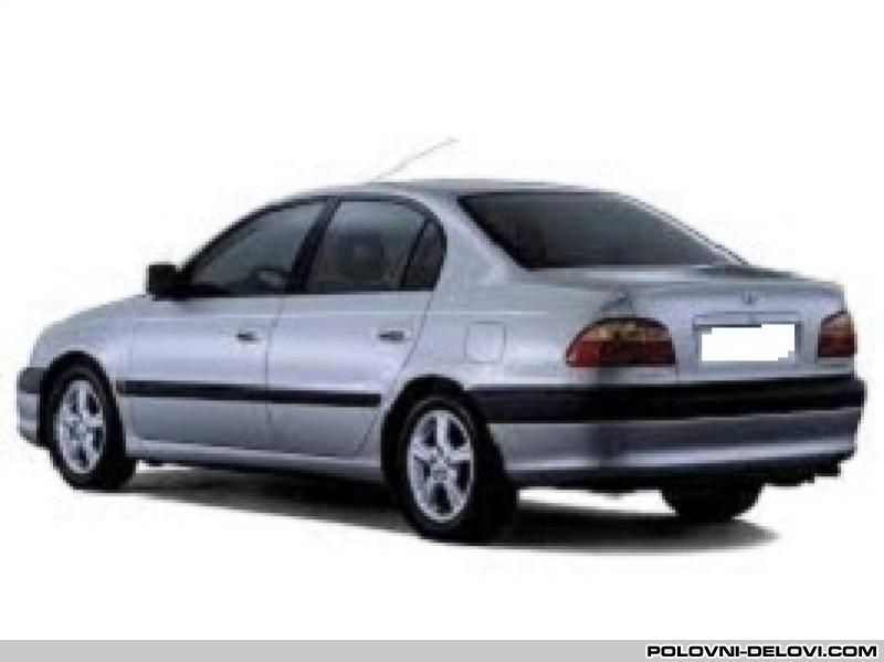 Toyota  Avensis NOVI NAVEDENI DELOVI Karoserija