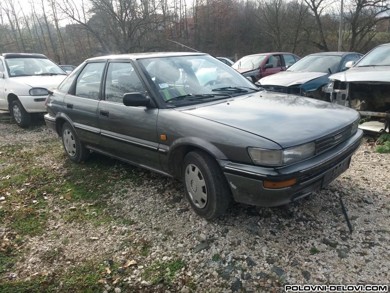 Toyota  Corolla  Kompletan Auto U Delovima