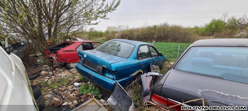 Toyota  Corolla Polovni Delovi Kompletan Auto U Delovima