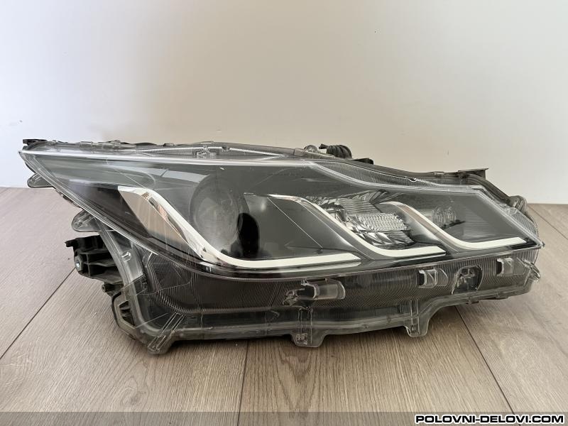 Toyota  Corolla  Svetla I Signalizacija