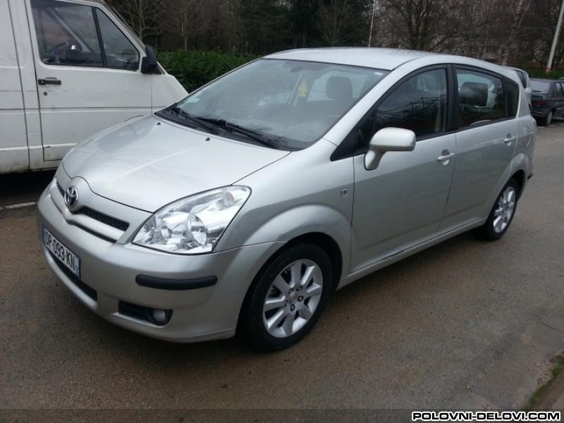 Toyota  Corolla Verso 1.8vvti Kompletan Auto U Delovima