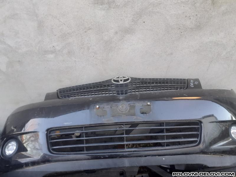 Toyota  Corolla Verso  Karoserija