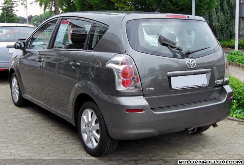 Toyota  Corolla Verso  Trap I Vesanje