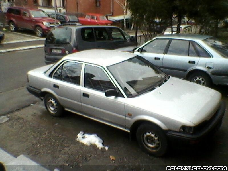 Toyota  Corolla Xl Kompletan Auto U Delovima
