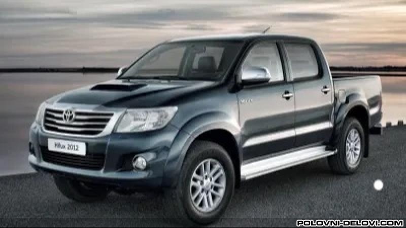 Toyota  Hilux 3.0 D4D Kompletan Auto U Delovima