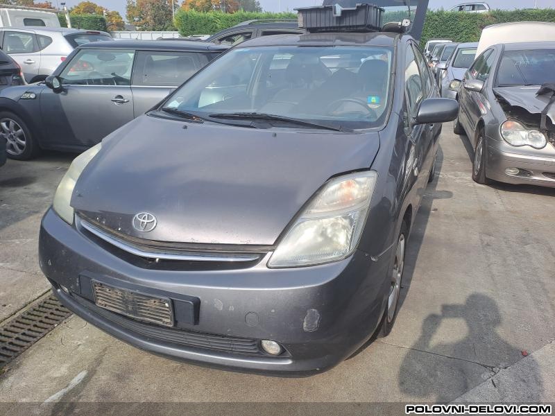Toyota  Prius  Motor I Delovi Motora
