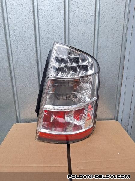 Toyota  Prius  Svetla I Signalizacija