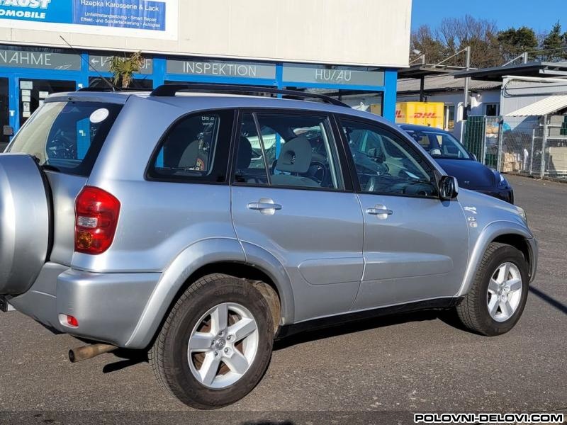 Toyota  RAV 4 2.0 D Kompletan Auto U Delovima