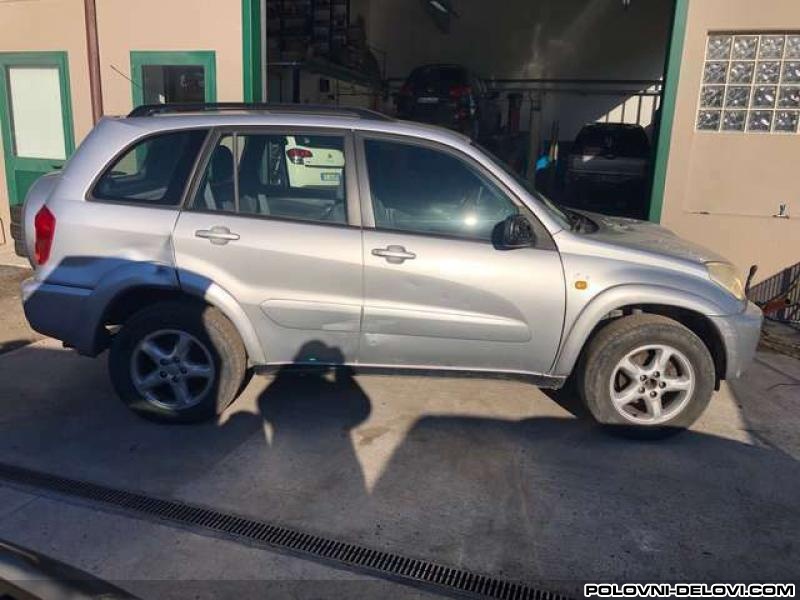 Toyota  RAV 4 2.0 D Kompletan Auto U Delovima