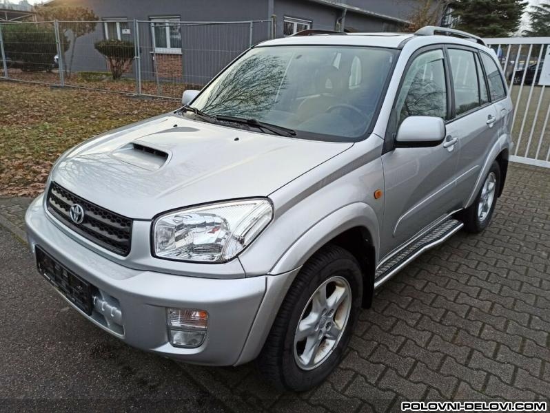 Toyota  RAV 4 2.0 D Kompletan Auto U Delovima