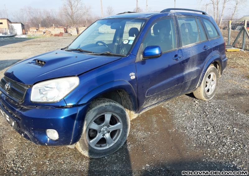 Toyota  RAV 4 D4D Kompletan Auto U Delovima