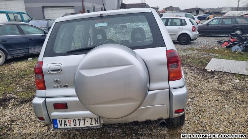 Toyota  RAV 4 D4d Kompletan Auto U Delovima