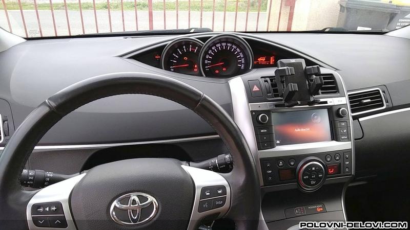 Toyota  Verso 1.6 D4d Kompletan Auto U Delovima