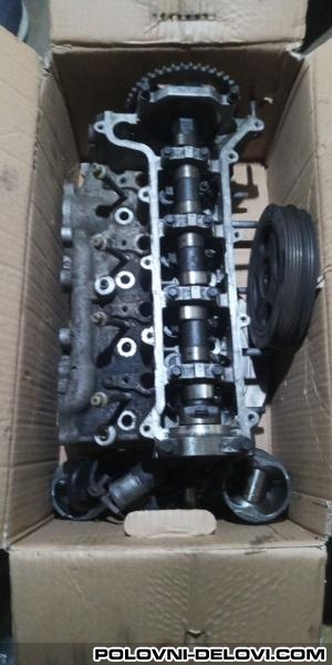 Toyota  Yaris D4D Kompletan Auto U Delovima