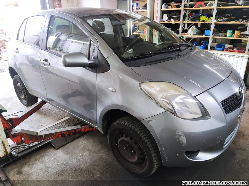 Toyota  Yaris  Motor I Delovi Motora