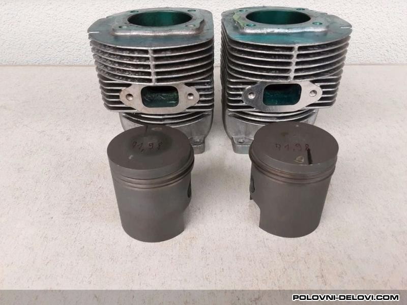 Trabant  601  Motor I Delovi Motora