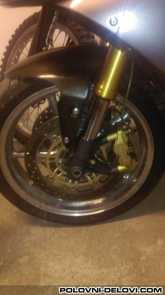 Triumph Daytona 675 triple  Kompletan motor u delovima