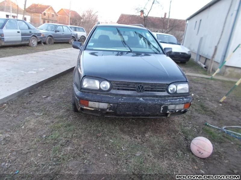 Volkswagen  Golf 3 1.8 Benzin Kompletan Auto U Delovima