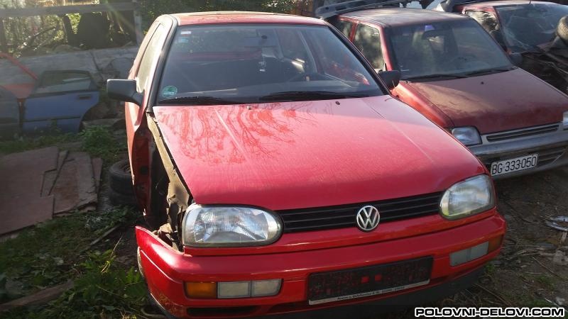 Volkswagen  Golf 3 Polovni Delovi Kompletan Auto U Delovima