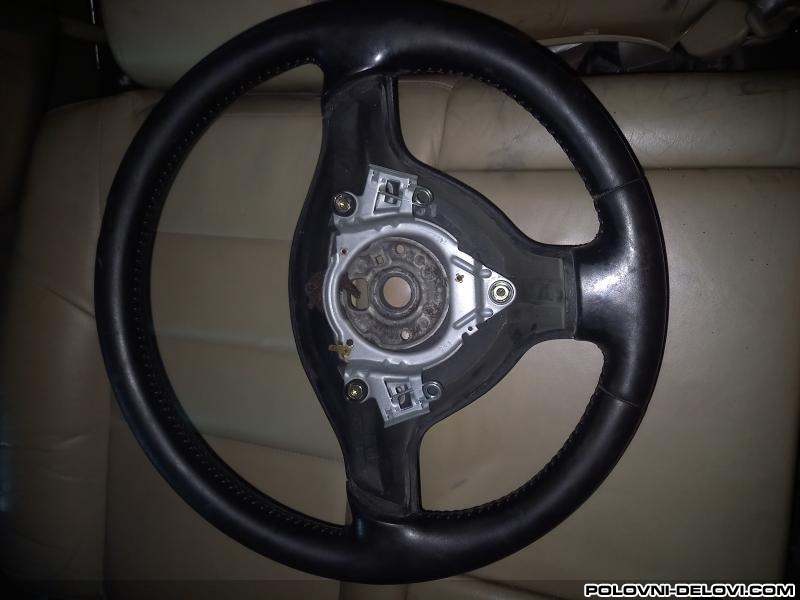 Volkswagen  Golf 4 1.9 Tdi Enterijer