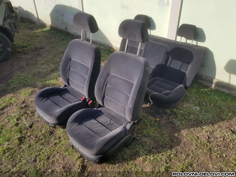 Volkswagen  Golf 4  Enterijer