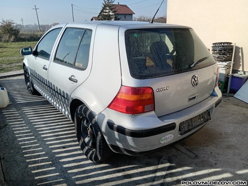 Volkswagen  Golf 4  Karoserija