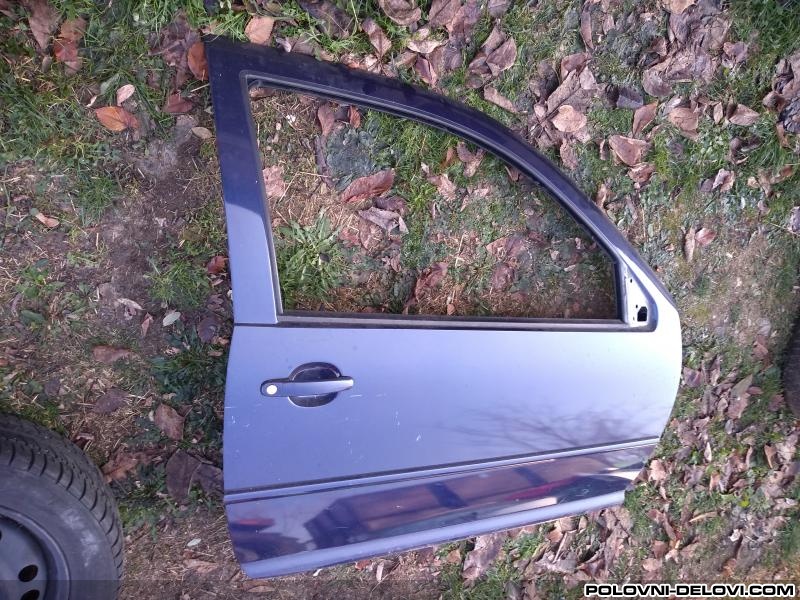 Volkswagen  Golf 4  Karoserija
