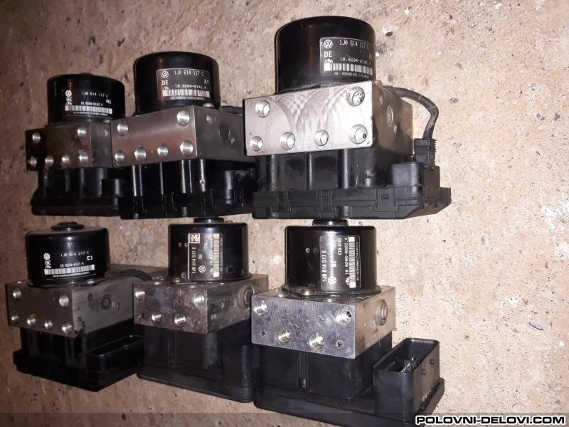 Volkswagen  Golf 4  Kompletan Auto U Delovima