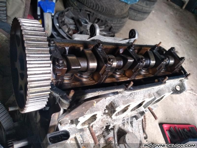 Volkswagen  Golf 4  Motor I Delovi Motora