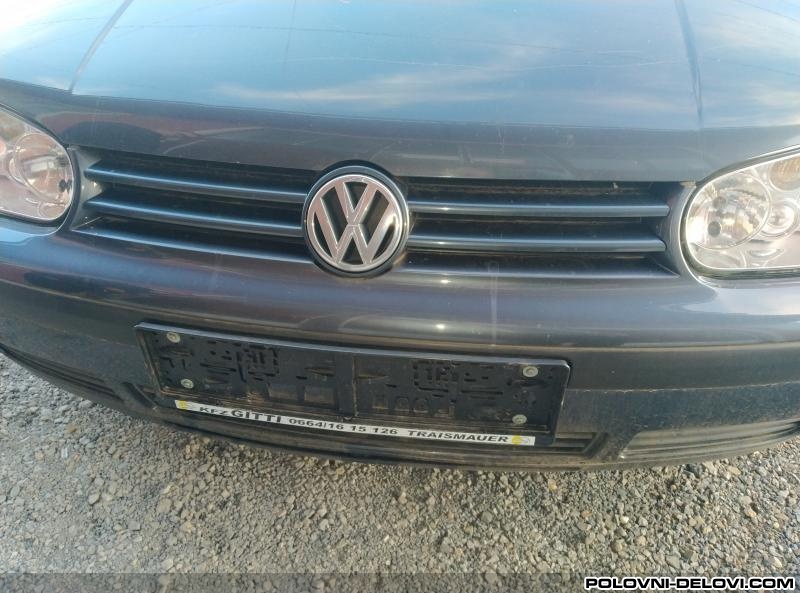 Volkswagen  Golf 4 Prednji Branik Golf  Karoserija