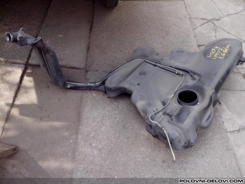 Volkswagen  Golf 4 Rezervoar Motor I Delovi Motora