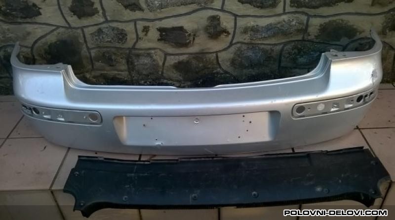 Volkswagen  Golf 4 Zadnji Branik  Karoserija