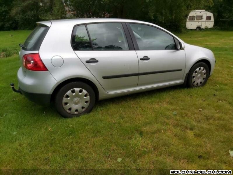 Volkswagen  Golf 5 1.6 Fsi Kompletan Auto U Delovima
