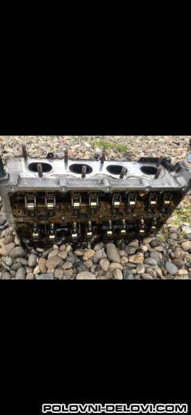 Volkswagen  Golf 5 1.6 Fsi Motor I Delovi Motora