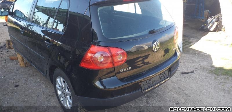 Volkswagen  Golf 5 1.6 I Kompletan Auto U Delovima