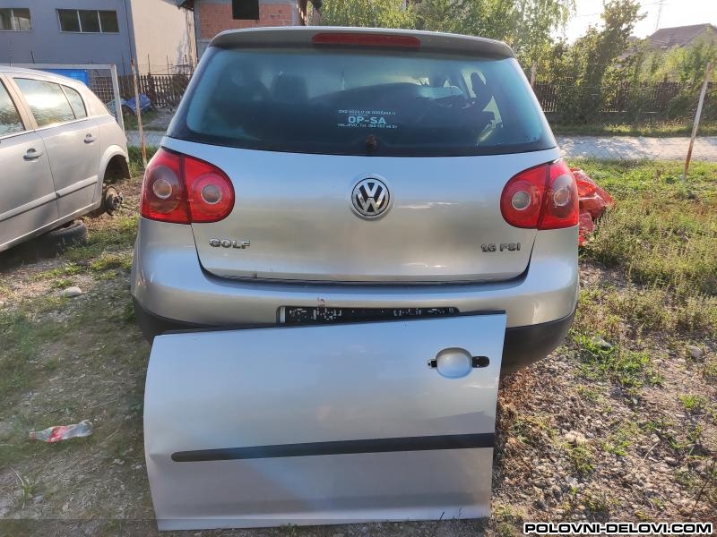 Volkswagen  Golf 5 1.6fsi Kompletan Auto U Delovima