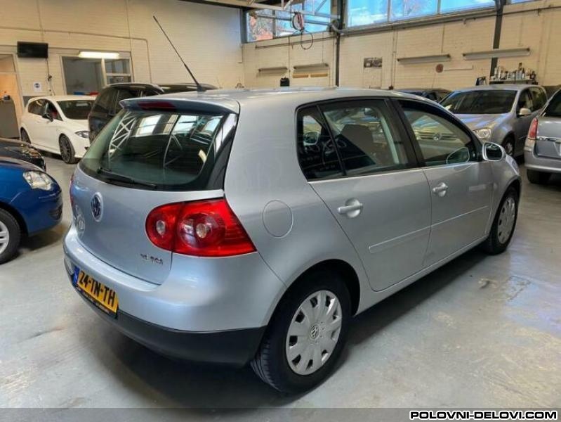 Volkswagen  Golf 5 1.6fsi Kompletan Auto U Delovima