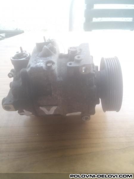 Volkswagen  Golf 5 16 16v  Kompletan Auto U Delovima