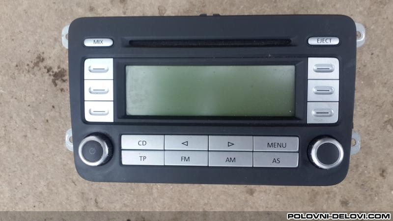 Volkswagen  Golf 5  Audio