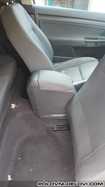 Volkswagen  Golf 5 Benzin Enterijer