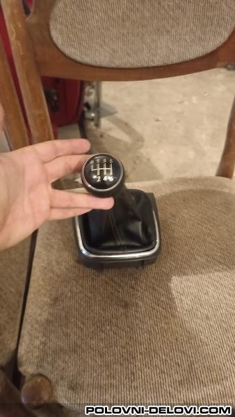 Volkswagen  Golf 5 Benzin.dizel Enterijer