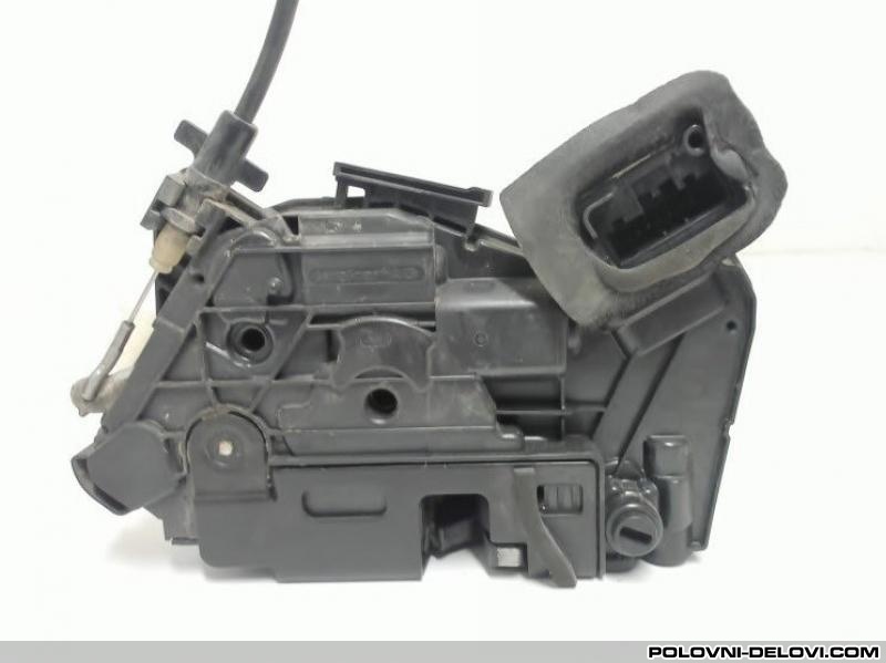 Volkswagen  Golf 5 Brava Enterijer