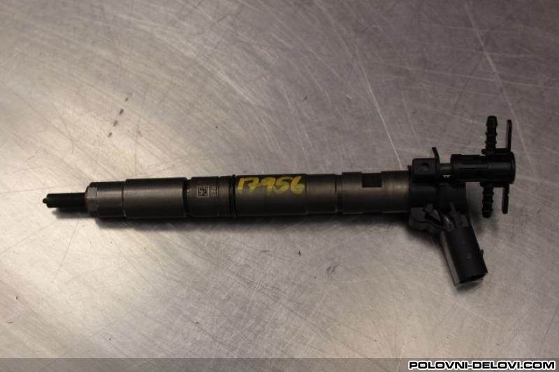 Volkswagen  Golf 5 Dizna Motor I Delovi Motora