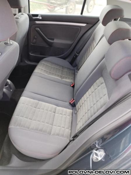 Volkswagen  Golf 5  Enterijer