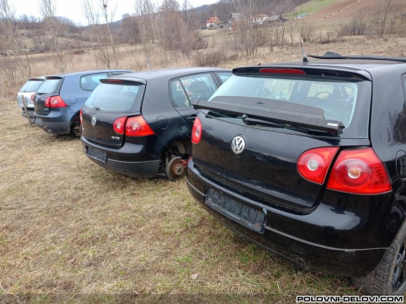 Volkswagen  Golf 5 Fsi Kompletan Auto U Delovima