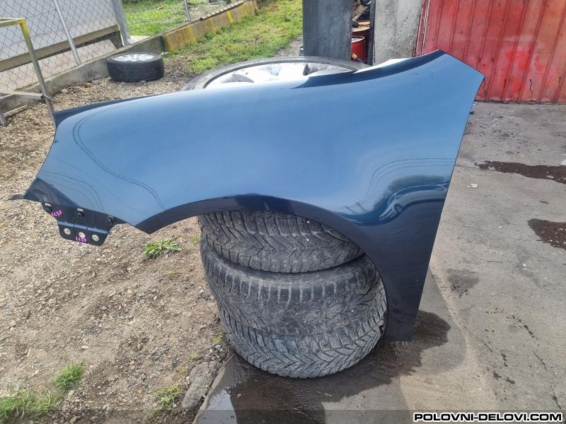 Volkswagen  Golf 5  Karoserija