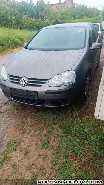 Volkswagen  Golf 5  Karoserija